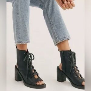 Free People City of Lights Brown Leather Lace-Up Ankle Sandals in size 39 US 8.5